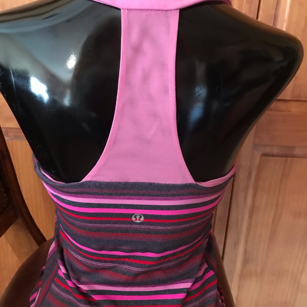 Lululemon Razorback pink tank - Picture 2 of 2